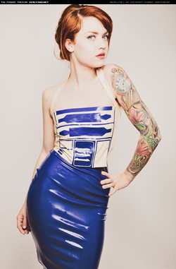 Image #39985 (fetish): latex, redhead