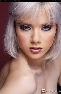 Image #7288 (grlz): blonde, mosh
