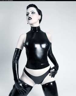 Image #155968 (fetish): calamity amelie, latex