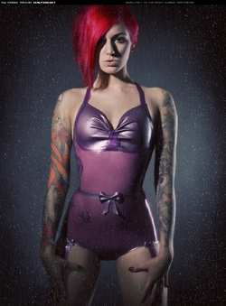 Image #25399 (fetish): cervena fox, latex, wet