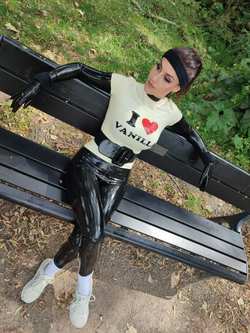 Image #250252 (fetish): latex