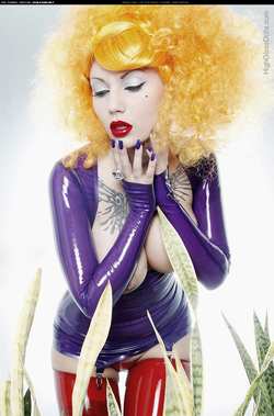 Image #26825 (fetish): latex, monique charriere