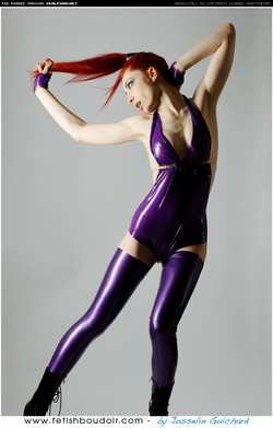 Image #17409 (fetish): latex, redhead