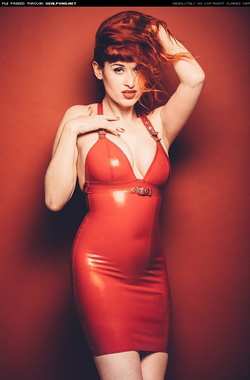 Image #131672 (fetish): latex, redhead