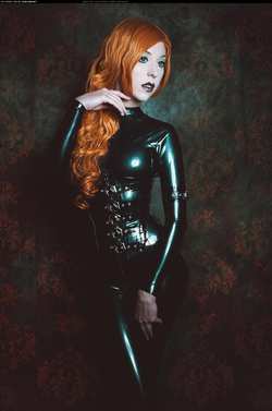 Image #143673 (fetish): latex, redhead