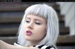 Image #7941 (grlz): blonde, mosh