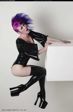 Image #34851 (fetish): latex, ryo love