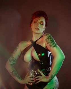 Image #255232 (fetish): latex, redhead