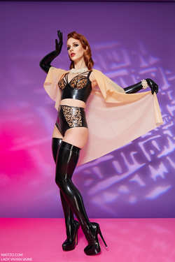 Image #269716 (fetish): latex, redhead