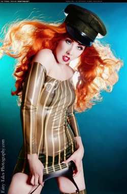 Image #38003 (fetish): latex, redhead