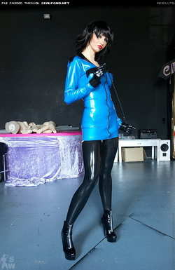 Image #9859 (fetish): latex, susan wayland