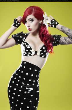 Image #17408 (fetish): cervena fox, latex