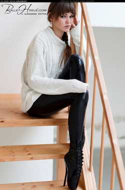 Image #34442 (fetish): alexandra potter, latex