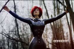 Image #118133 (fetish): latex, redhead