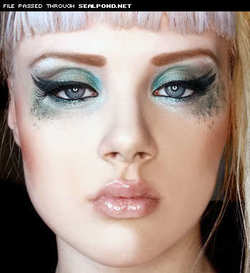 Image #7494 (grlz): blonde, lips, makeup, mosh