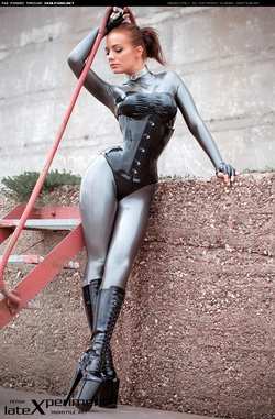 Image #39677 (fetish): latex, valerie tramell