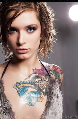 Image #7850 (grlz): brunette, tattoo