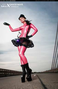 Image #40368 (fetish): corset, latex, valerie tramell