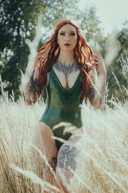 Image #250571 (fetish): latex, redhead