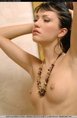 Image #23727 (titties): julia b, nude, tits