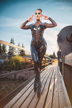 Image #256530 (fetish): latex