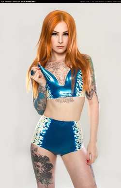 Image #115489 (fetish): latex, redhead