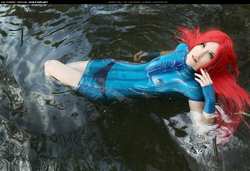 Image #100812 (fetish): latex, redhead