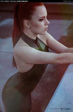 Image #111708 (fetish): latex, redhead