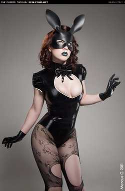 Image #23438 (fetish): bunny, latex