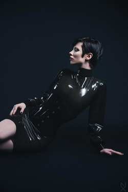 Image #208185 (fetish): latex