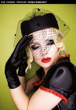 Image #10398 (grlz): blonde, mosh