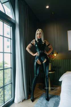 Image #253583 (fetish): katerina piglet, latex